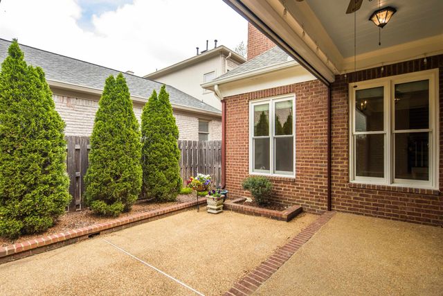 3123 OAKLEIGH MANOR CV, Germantown, TN 38138