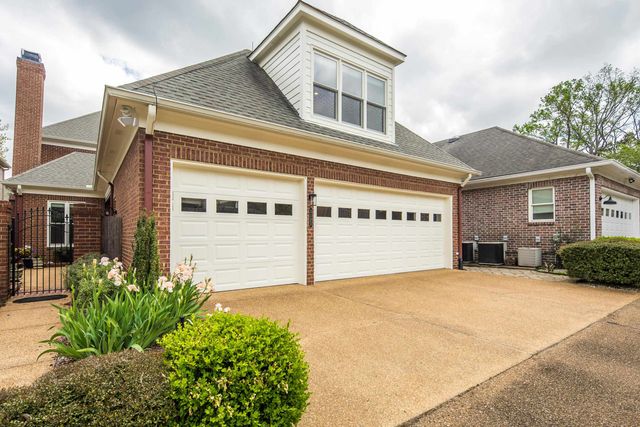 3123 OAKLEIGH MANOR CV, Germantown, TN 38138