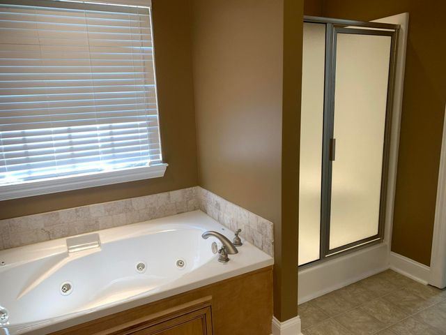 7516 Passport Drive, Ooltewah, TN 37363