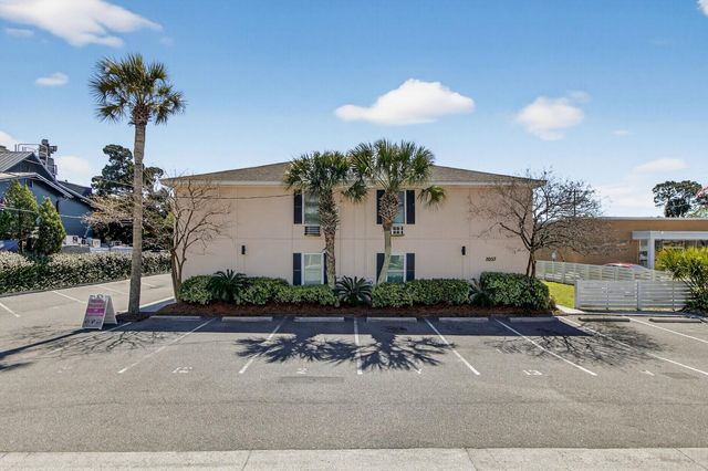 2057 Middle Street Apt 10, Sullivans Island, SC 29482