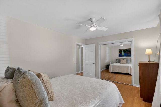 2057 Middle Street Apt 10, Sullivans Island, SC 29482