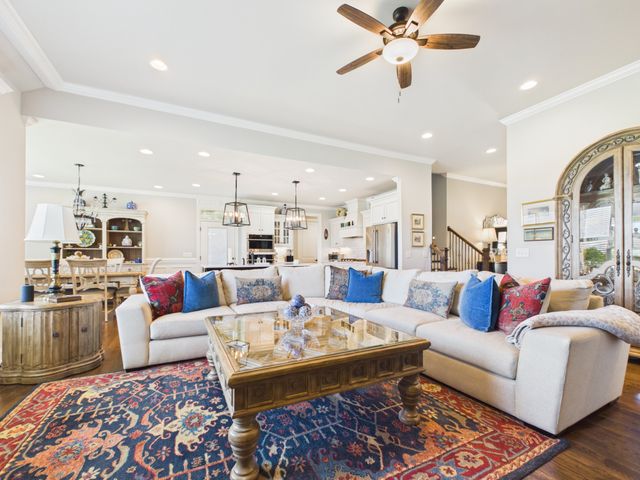 2035 Imagine Cir, Spring Hill, TN 37174