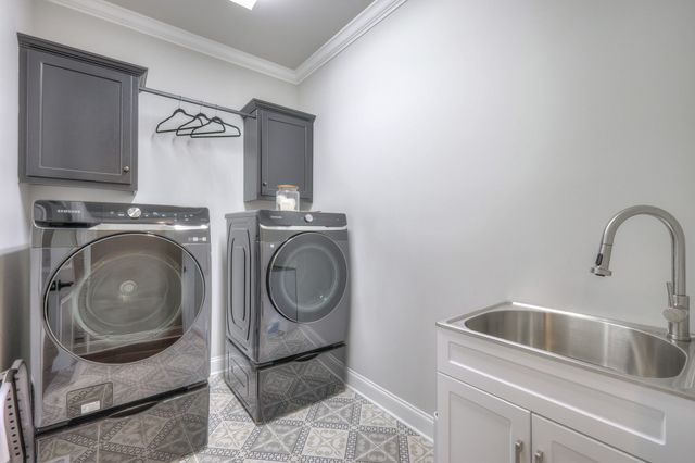 2035 Imagine Cir, Spring Hill, TN 37174