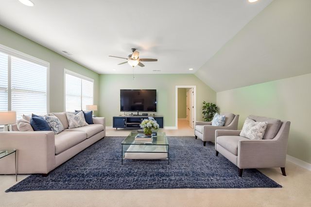 2035 Imagine Cir, Spring Hill, TN 37174