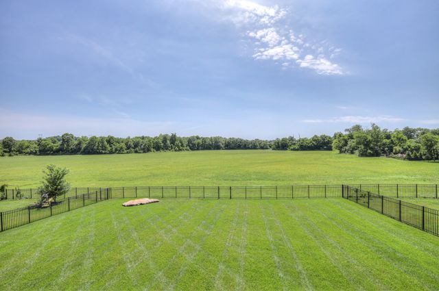 2035 Imagine Cir, Spring Hill, TN 37174