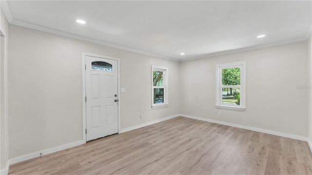 832 S CENTRAL AVENUE, Lakeland, FL 33815