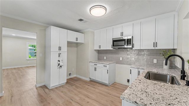 832 S CENTRAL AVENUE, Lakeland, FL 33815