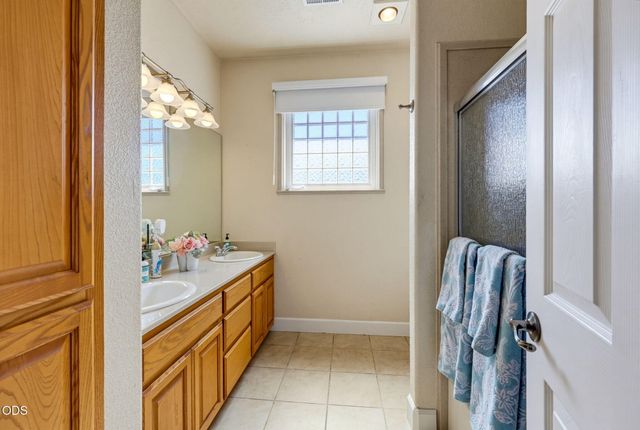 977 Fairview Court, Eagle Point, OR 97524