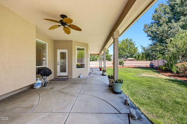 977 Fairview Court, Eagle Point, OR 97524