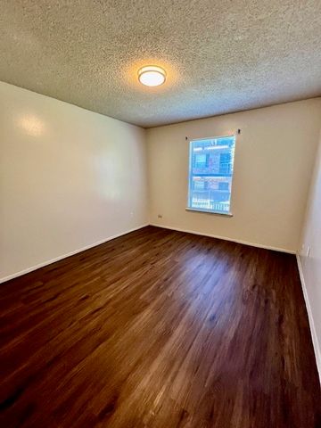 920 N Leverett Avenue 701, Fayetteville, AR 72701