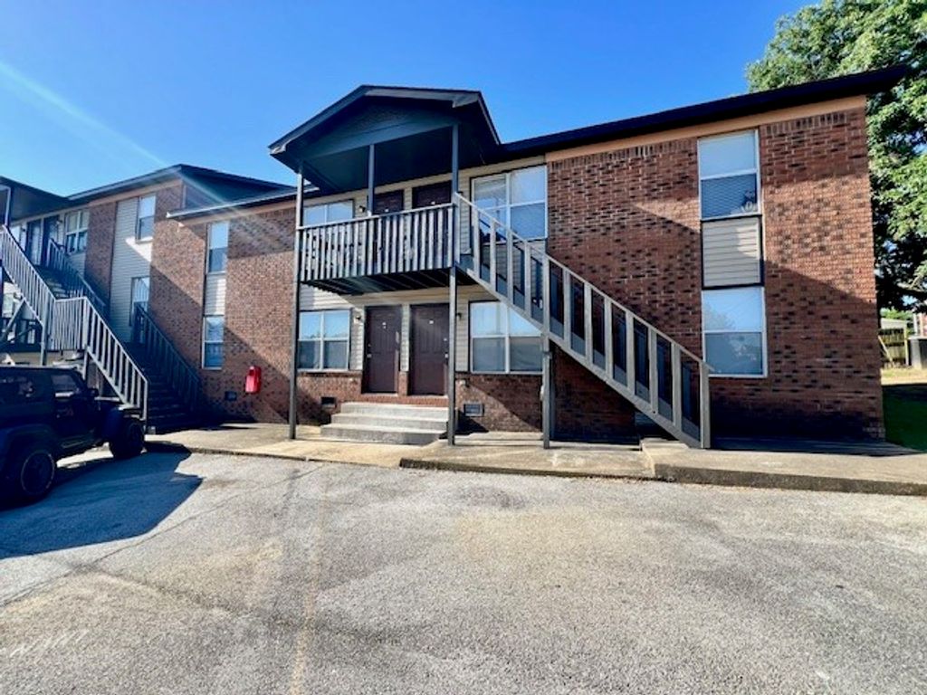 920 N Leverett Avenue 701, Fayetteville, AR 72701