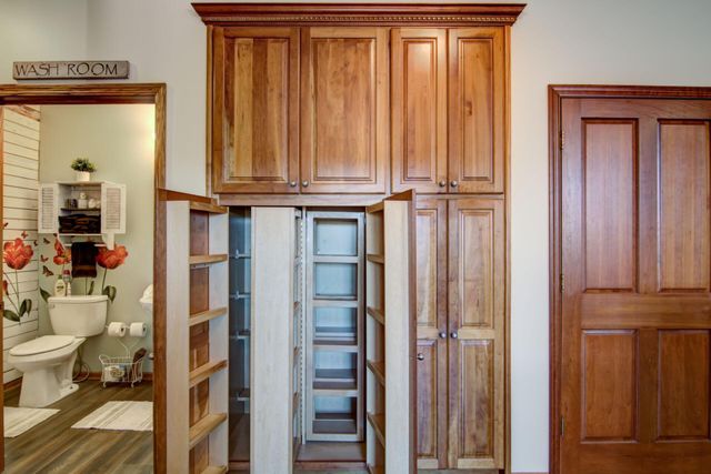 W10753 Hannon Road, Black River Falls, WI 54615