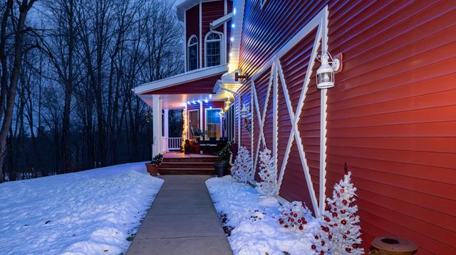 W10753 Hannon Road, Black River Falls, WI 54615