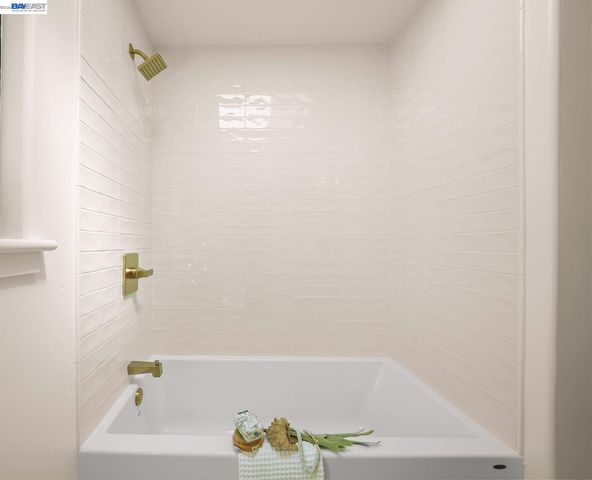 2883 Bowling Green Dr, Walnut Creek, CA 94598