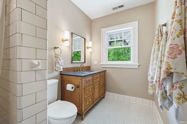 1415 W Washington Boulevard, Fort Wayne, IN 46802