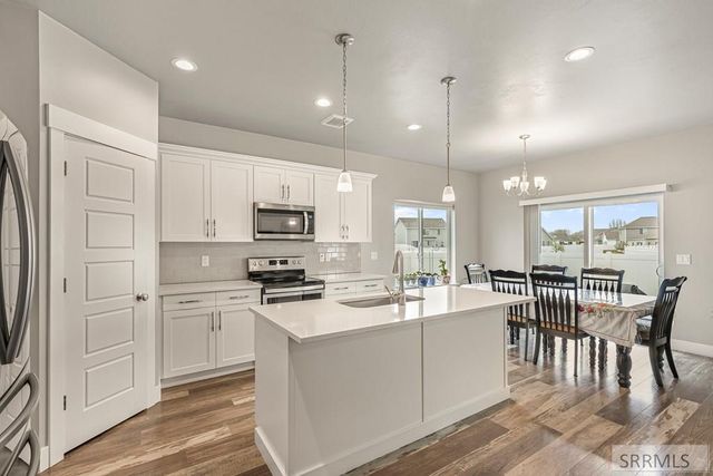 408 N Curlew Drive, Ammon, ID 83406