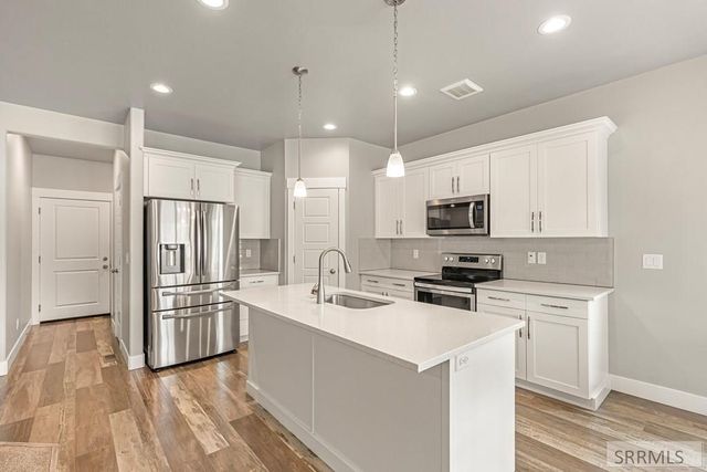 408 N Curlew Drive, Ammon, ID 83406