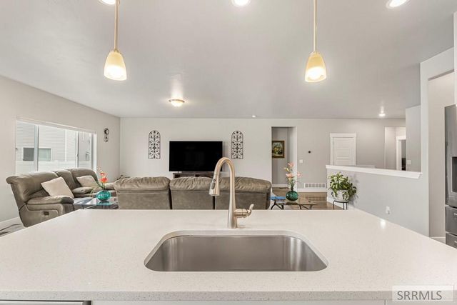 408 N Curlew Drive, Ammon, ID 83406