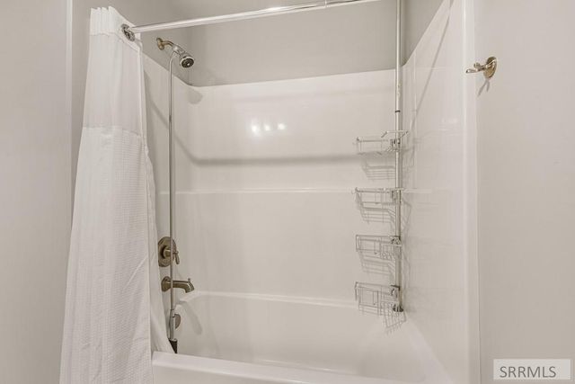 408 N Curlew Drive, Ammon, ID 83406