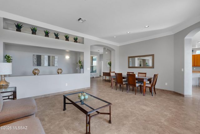 11653 N Desert Holly Drive, Tucson, AZ 85737