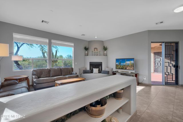 11653 N Desert Holly Drive, Tucson, AZ 85737