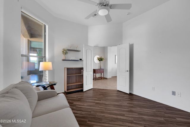 11653 N Desert Holly Drive, Tucson, AZ 85737