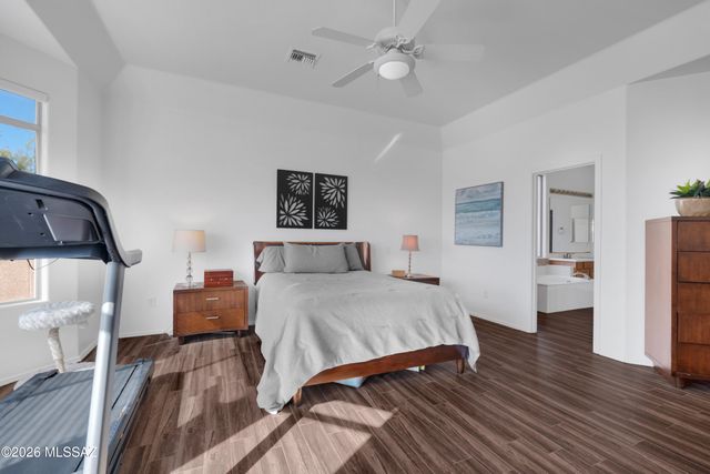 11653 N Desert Holly Drive, Tucson, AZ 85737