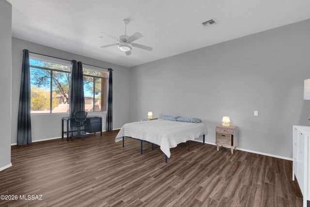 11653 N Desert Holly Drive, Tucson, AZ 85737