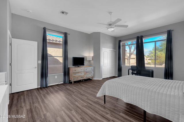 11653 N Desert Holly Drive, Tucson, AZ 85737