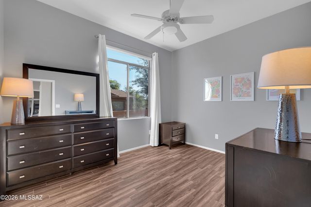 11653 N Desert Holly Drive, Tucson, AZ 85737