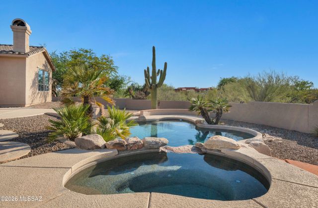 11653 N Desert Holly Drive, Tucson, AZ 85737