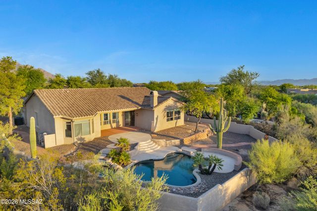 11653 N Desert Holly Drive, Tucson, AZ 85737