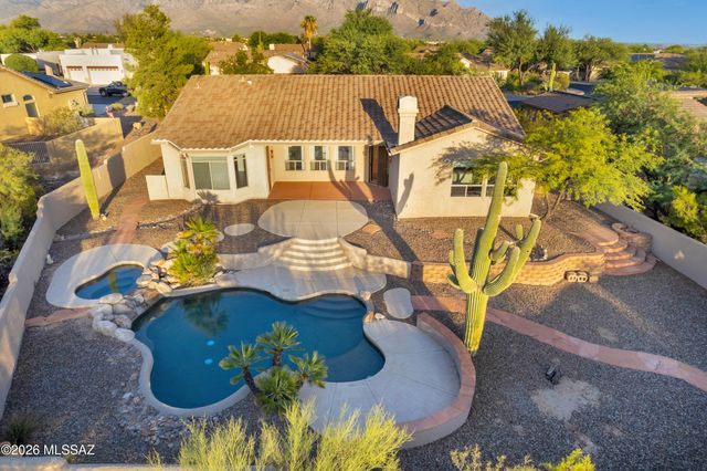 11653 N Desert Holly Drive, Tucson, AZ 85737