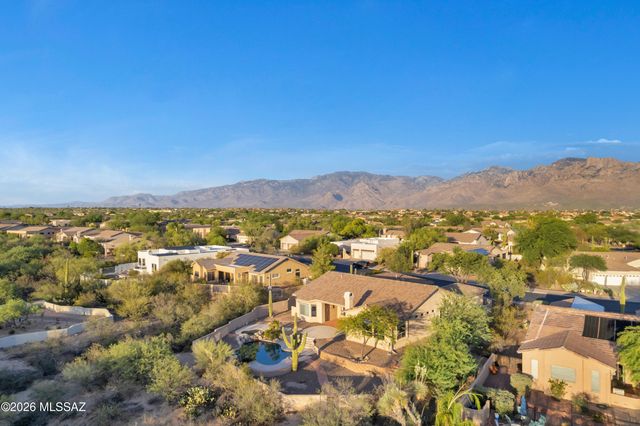 11653 N Desert Holly Drive, Tucson, AZ 85737