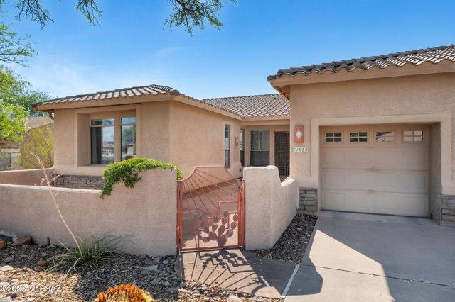 11653 N Desert Holly Drive, Tucson, AZ 85737
