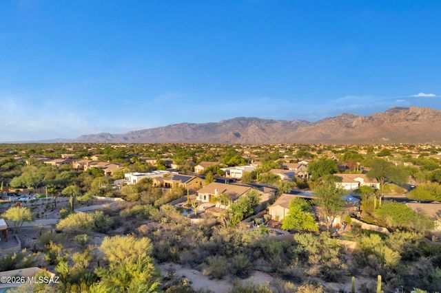 11653 N Desert Holly Drive, Tucson, AZ 85737