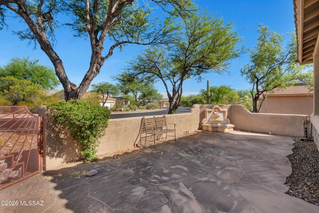 11653 N Desert Holly Drive, Tucson, AZ 85737