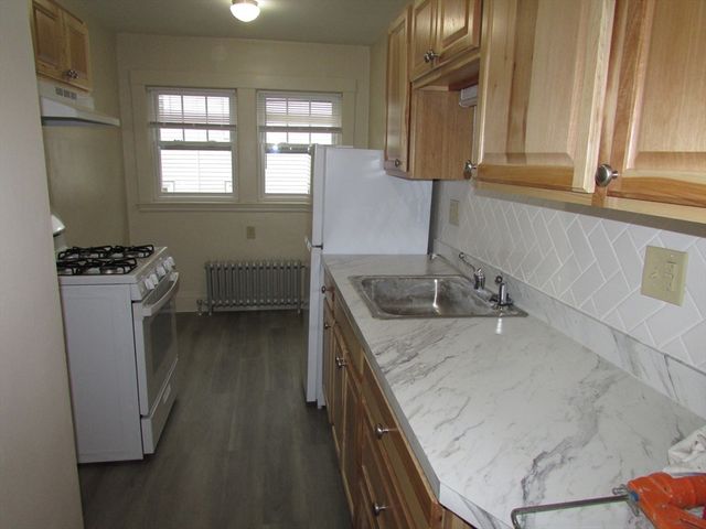 20 Prospect Avenue 3, Quincy, MA 02169