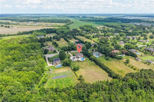 2104 Hickory Forest Dr, Chesapeake, VA 23322