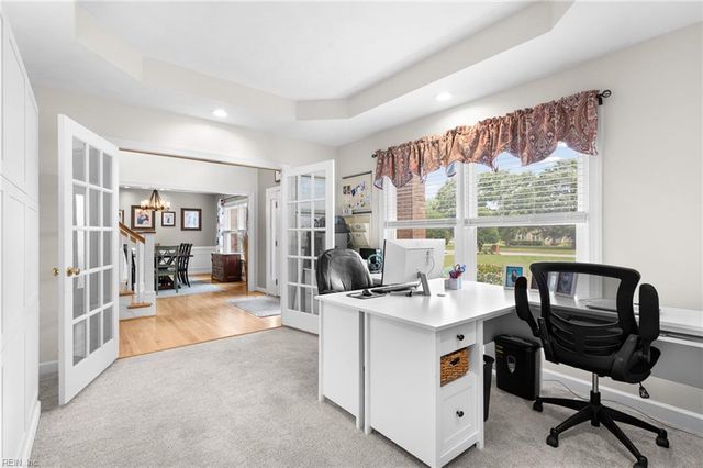 2104 Hickory Forest Dr, Chesapeake, VA 23322