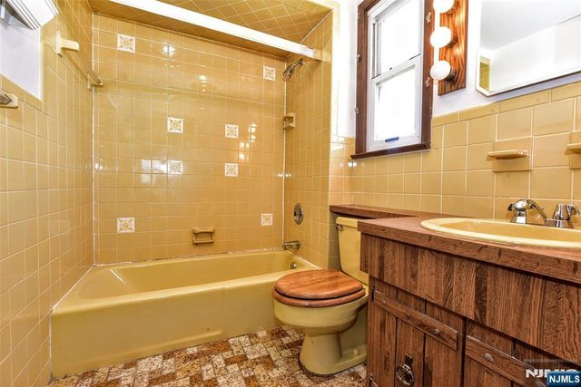 303 Marlboro Road, Wood Ridge, NJ 07075