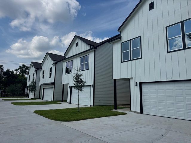 1304 Duff Lane, Houston, TX 77022