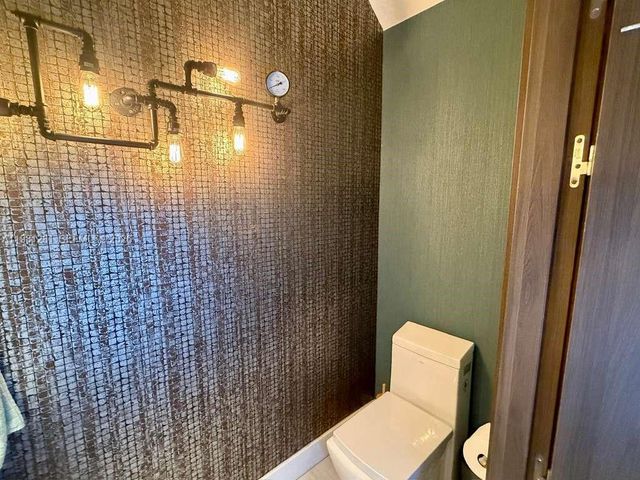 3813 Tree Top Dr, Weston, FL 33332
