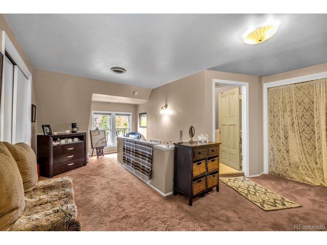 326 W Pitkin Ave, Pueblo, CO 81004