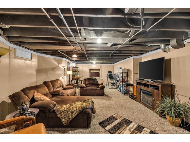 326 W Pitkin Ave, Pueblo, CO 81004