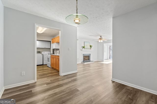 1207 Vicksburg Place, Sandy Springs, GA 30350