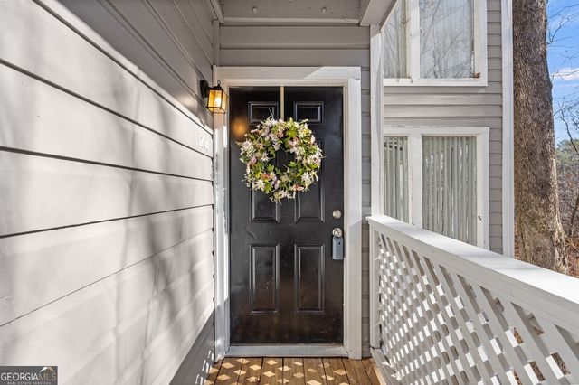 1207 Vicksburg Place, Sandy Springs, GA 30350