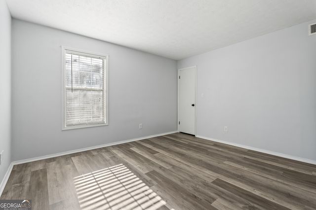 1207 Vicksburg Place, Sandy Springs, GA 30350