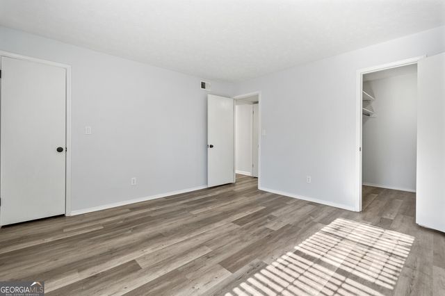 1207 Vicksburg Place, Sandy Springs, GA 30350