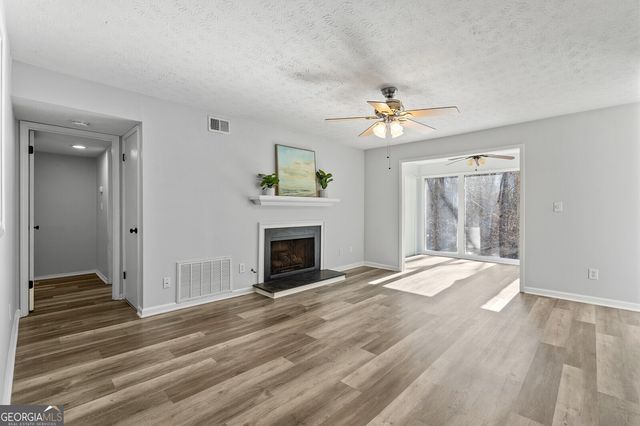 1207 Vicksburg Place, Sandy Springs, GA 30350